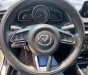 Mazda 3 2017 - Cần bán gấp Mazda 3 sản xuất năm 2017, màu trắng, giá tốt, xe còn mới nguyên
