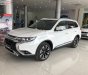 Mitsubishi Outlander 2020 - Bán Mitsubishi Outlander năm sản xuất 2020, màu trắng