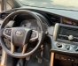 Toyota Innova  2.0E   2017 - Bán Toyota Innova 2.0E năm 2017 số sàn