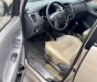 Toyota Innova 2012 - Cần bán gấp Toyota Innova năm 2012, màu vàng cát xe gia đình