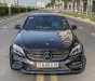 Mercedes-Benz C class 2019 - Cần bán lại xe Mercedes C class sản xuất 2019, màu đen