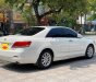 Toyota Camry  2.0E   2010 - Cần bán lại xe Toyota Camry 2.0E đời 2010, màu trắng, nhập khẩu chính chủ