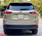 Toyota Highlander 2016 - Bán xe Toyota Highlander năm sản xuất 2016, màu vàng, nhập khẩu nguyên chiếc