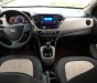 Hyundai Grand i10   2015 - Cần bán lại xe Hyundai Grand i10 2015, màu bạc, nhập khẩu 