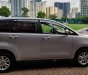 Toyota Innova 2.0E 2017 - Cần bán xe Toyota Innova 2.0E đời 2017, màu bạc, chính chủ