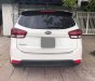 Kia Rondo 2017 - Bán Kia Rondo 2017 số sàn, máy xăng, màu trắng