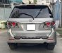 Toyota Fortuner 2016 - Gia đình cần bán xe Toyota Fotuner 2016, số sàn, màu bạc