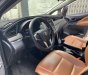 Toyota Innova 2019 - Xe nhà cần bán Innova 2019 đk 2020 số sàn, màu xám