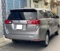 Toyota Innova 2019 - Xe nhà cần bán Innova 2019 đk 2020 số sàn, màu xám