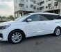 Kia Sedona 2019 - Gia đình mình bán Kia Sedona 2019 đăng ký 2020, số tự động, bản full, máy dầu