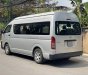 Toyota Hiace 2016 - Bán Toyota Hiace bạc 2016 số sàn, máy xăng, nhập Nhật