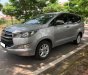 Toyota Innova 2017 - Nhà mình cần bán Toyota Innova 2017, số sàn, màu xám