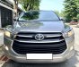 Toyota Innova 2018 - Nhà mình cần bán Toyota Innova 2018, số sàn, màu xám cọp zin