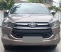 Toyota Innova 2017 - Gia đình tôi cần bán Toyota Innova 2017, số sàn, màu xám