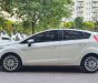 Ford Fiesta 2017 - Nhà mình bán Ford Fiesta 2017, tự động, bản 1.5, màu trắng, hatchback