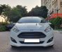 Ford Fiesta 2017 - Nhà mình bán Ford Fiesta 2017, tự động, bản 1.5, màu trắng, hatchback