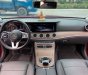 Mercedes-Benz E200 2019 - Mình cần bán Mercedes E200 2019, tự động, màu đỏ