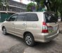 Toyota Innova 2016 - Nhà cần bán Innova 2016 số sàn, màu vàng ánh kim