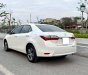 Toyota Corolla altis 2019 - Gia đình cần bán Altis 2019, số tự động, bản G, màu trắng còn mới tinh