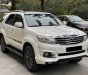 Toyota Fortuner 2015 - Gia đình bán Fortuner 2015, số tự động, máy xăng sportivo, màu trắng