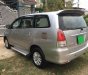 Toyota Innova 2011 - Gia đình bán Innova 2011, số sàn, màu bạc