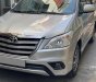 Toyota Innova 2016 - Nhà cần bán Innova 2016 số sàn màu bạc