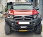 Toyota Hilux 2018 - Gia đình cần bán Hilux 2018, số tự động, máy dầu, màu cam độc quyền