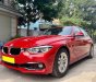 BMW 3 Series 2017 - Nhà tôi cần bán BMW 320i Model 2017 nhập Đức, số tự động, màu đỏ tươi