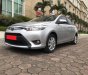 Toyota Vios 2017 - Tôi bán Toyota Vios đời 2017, số sàn, màu bạc nguyên khối