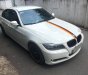 BMW 3 Series 2008 - Mình cần bán BMW 320i 2008, số tự động, màu trắng, nhập Đức, còn mới ken xà ben