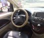 Mitsubishi Grandis 2011 - Tôi cần bán xe Grandis 2011 bản full option, màu xám bạc