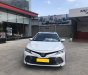 Toyota Camry 2.5Q 2019 - Cần bán xe Toyota Camry 2.5Q sản xuất 2019, màu trắng, xe nhập