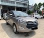 Toyota Innova 2.0E 2018 - Bán Toyota Innova 2.0E đời 2018, màu nâu