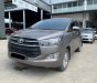 Toyota Innova 2.0E 2018 - Bán Toyota Innova 2.0E đời 2018, màu nâu