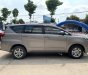 Toyota Innova 2.0E 2018 - Bán Toyota Innova 2.0E đời 2018, màu nâu