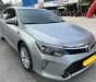 Toyota Camry 2.0E 2017 - Cần bán xe Toyota Camry 2.0E 2017 màu bạc, xe đẹp đi kĩ, chính hãng Toyota Sure