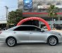 Toyota Camry 2.0E 2017 - Cần bán xe Toyota Camry 2.0E 2017 màu bạc, xe đẹp đi kĩ, chính hãng Toyota Sure