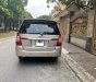 Toyota Innova 2.0E 2016 - Gia đình tôi cần bán chiếc xe Toyota Innova 2.0E, nâu vàng sản xuất năm 2016 chính chủ