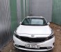 Kia Cerato 1.6AT 2017 - Bán Kia Cerato 1.6AT đời 2017, màu trắng, xe gia đình