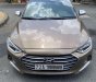 Hyundai Elantra   2.0AT 2018 - Cần bán Hyundai Elantra 2.0AT sản xuất năm 2018, màu nâu, giá 550tr