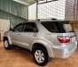 Toyota Fortuner 2011 - Bán Toyota Fortuner năm 2011, màu bạc số tự động