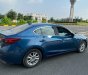 Mazda 3   2017 - Cần bán gấp Mazda 3 năm sản xuất 2017, màu xanh lam xe gia đình