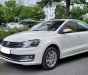 Volkswagen Polo   1.6 AT  2016 - Cần bán xe Volkswagen Polo 1.6 AT sản xuất 2016, màu trắng, nhập khẩu  