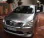 Toyota Innova   2.0E  2013 - Cần bán gấp Toyota Innova 2.0E năm sản xuất 2013, màu bạc còn mới