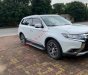 Mitsubishi Outlander   2.0  2019 - Bán Mitsubishi Outlander 2.0 năm 2019, màu trắng còn mới