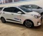 Hyundai Grand i10 1.2 AT  2018 - Cần bán lại xe Hyundai Grand i10 1.2 AT sản xuất năm 2018, màu trắng