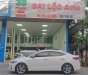 Hyundai Elantra   2017 - Bán Hyundai Elantra sản xuất năm 2017, màu trắng  