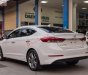 Hyundai Elantra   2017 - Bán Hyundai Elantra sản xuất năm 2017, màu trắng  