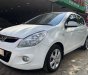 Hyundai i20 2011 - Cần bán gấp Hyundai i20 2011, màu trắng, nhập khẩu nguyên chiếc, giá chỉ 289 triệu