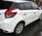 Toyota Yaris 2017 - Cần bán lại xe Toyota Yaris năm sản xuất 2017, màu trắng, nhập khẩu